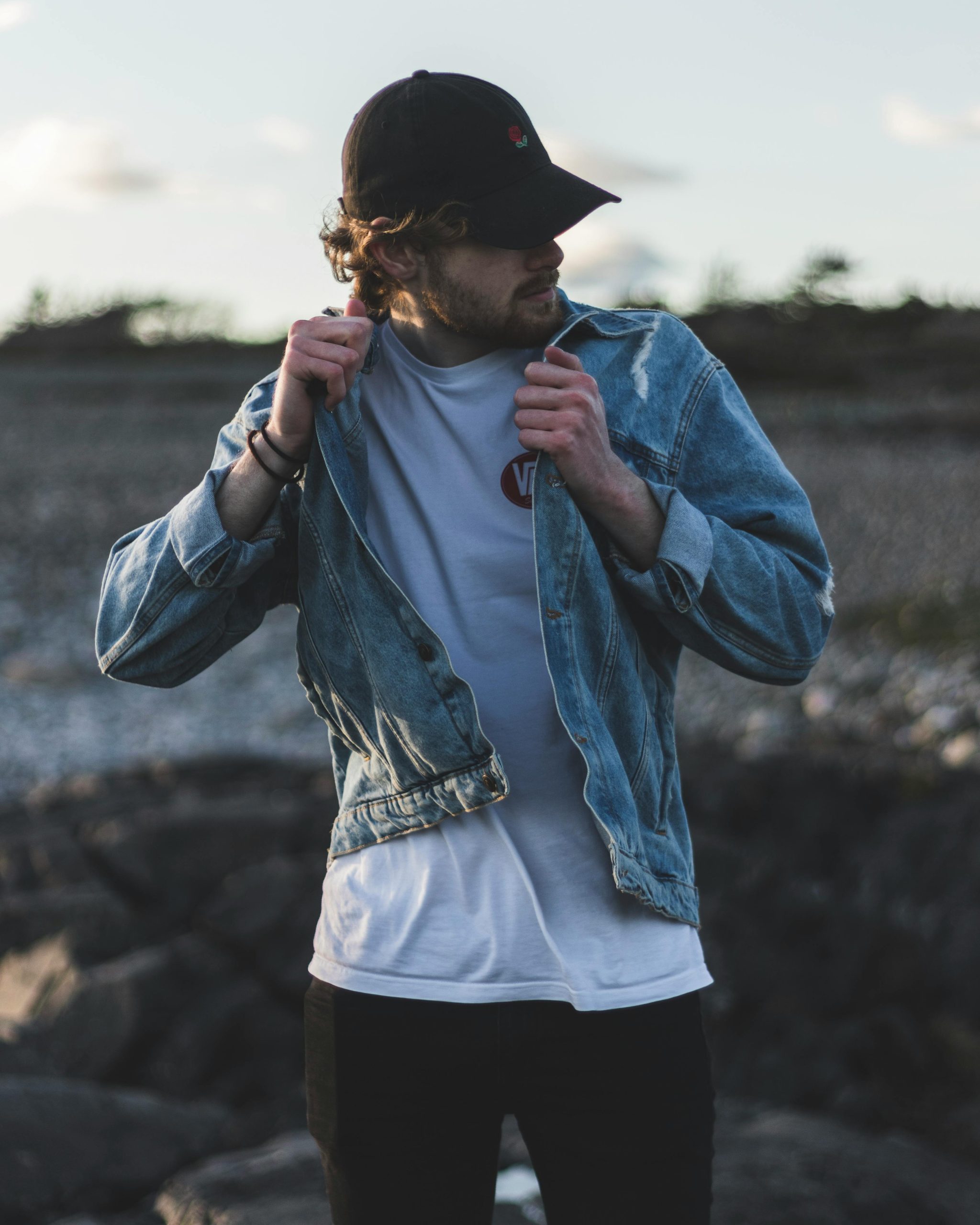 pexels-blitzboy-1040945